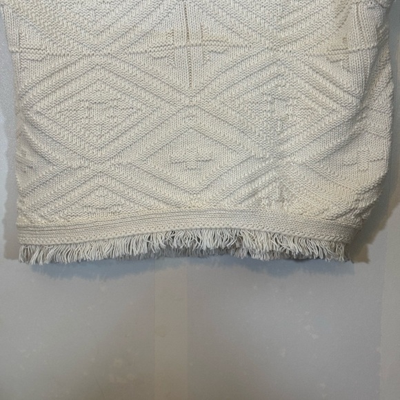 Banana Republic Heritage V-Pattern Sweater Vest Fringe Trim - Picture 7 of 14